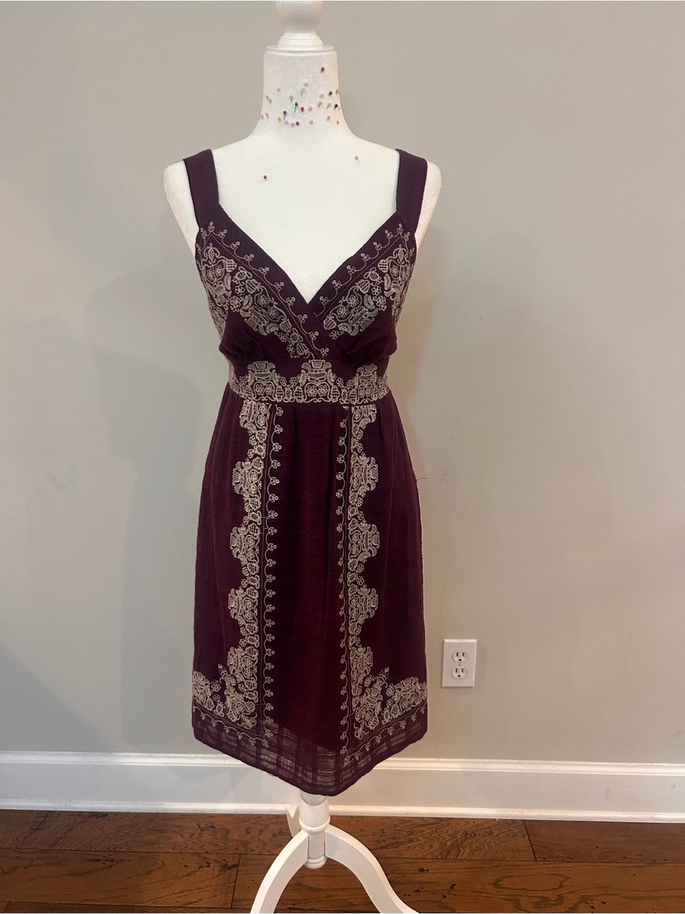 VINTAGE 90s Max Studio Specialty Products Embroidered V-Neck Dress Deep Plum